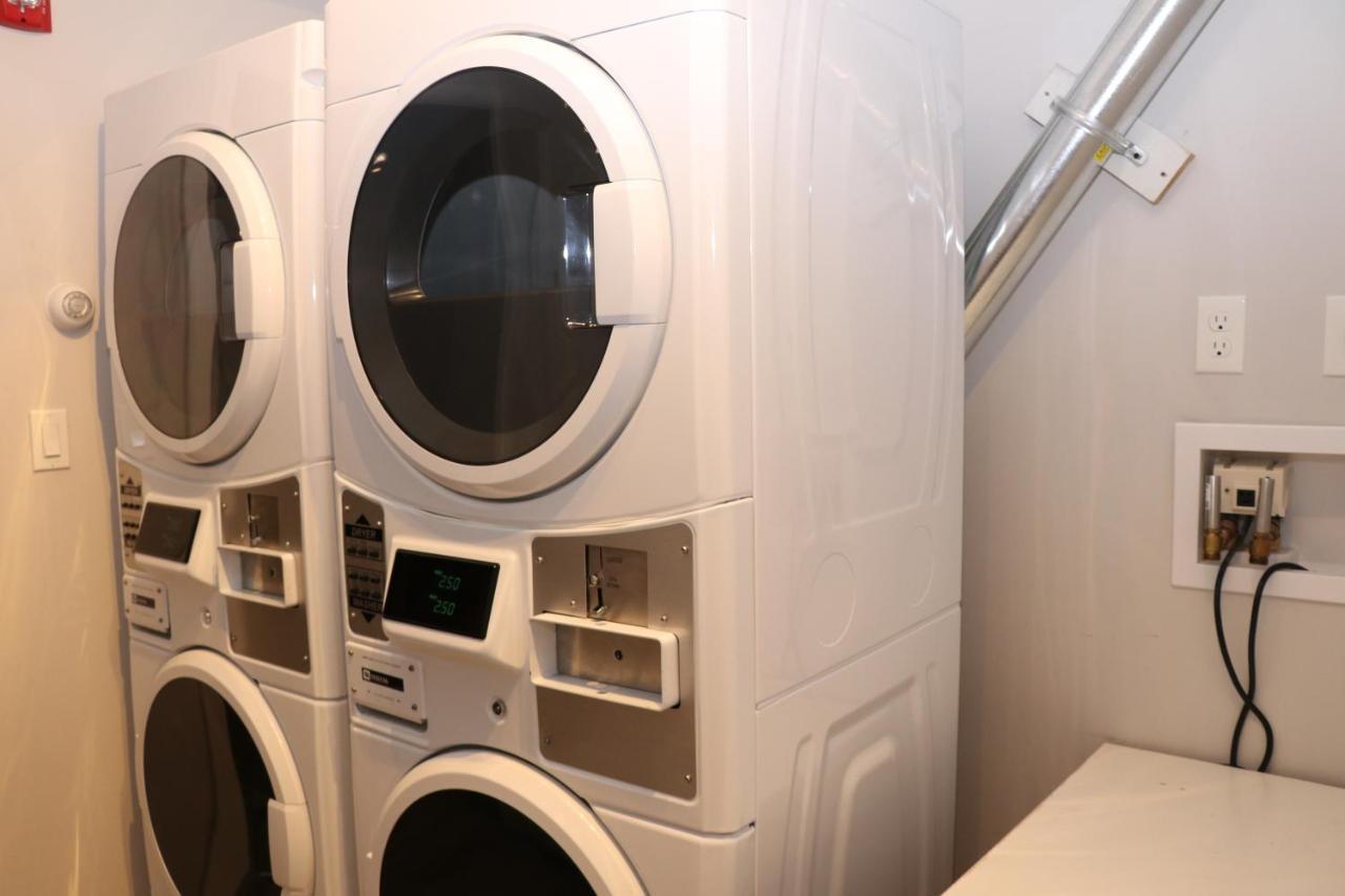 A Stylish Stay W/ A Queen Bed, Heated Floors.. #34 布鲁克林 外观 照片